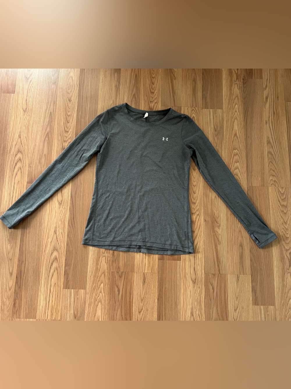Under Armour Women's Long Sleeve Performance Top in Dark Heather Gray